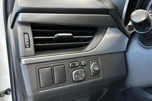 Toyota Avensis esikatselu 14