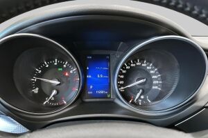 Toyota Avensis esikatselu 21