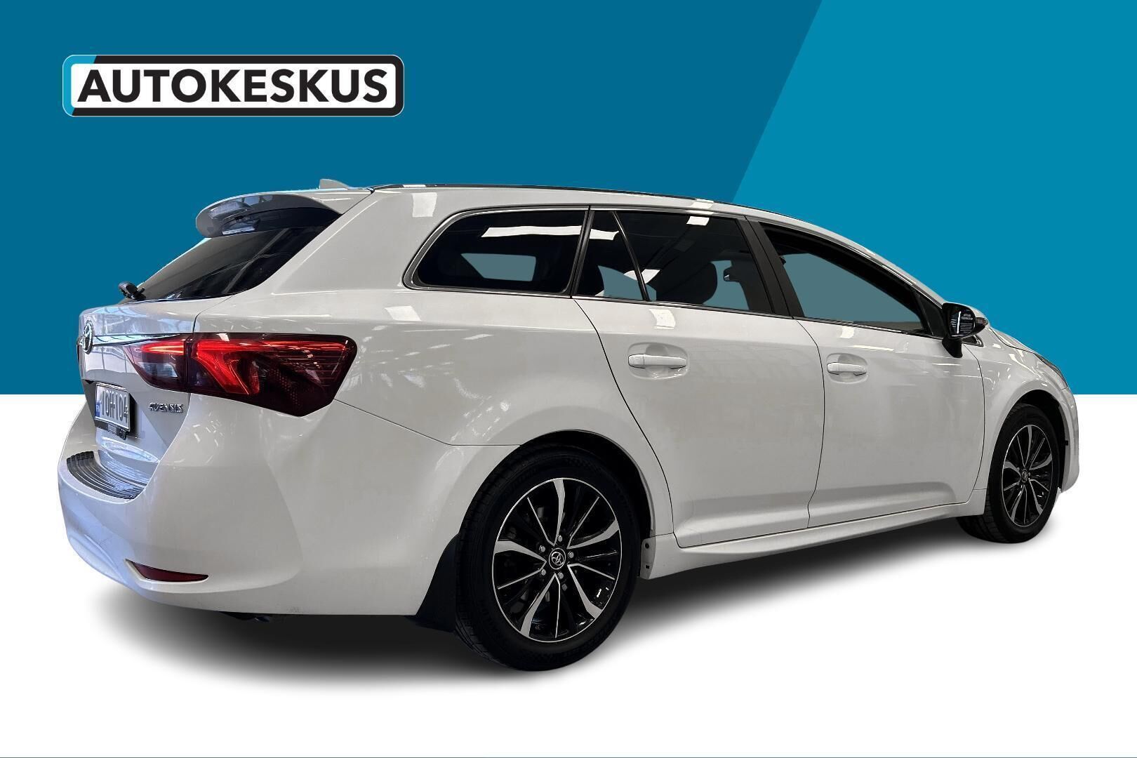 Toyota Avensis iso kuva 5