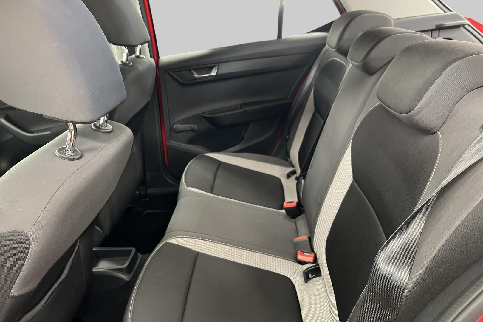 Skoda FABIA 1,0 TSI 95 Ambition iso kuva 10