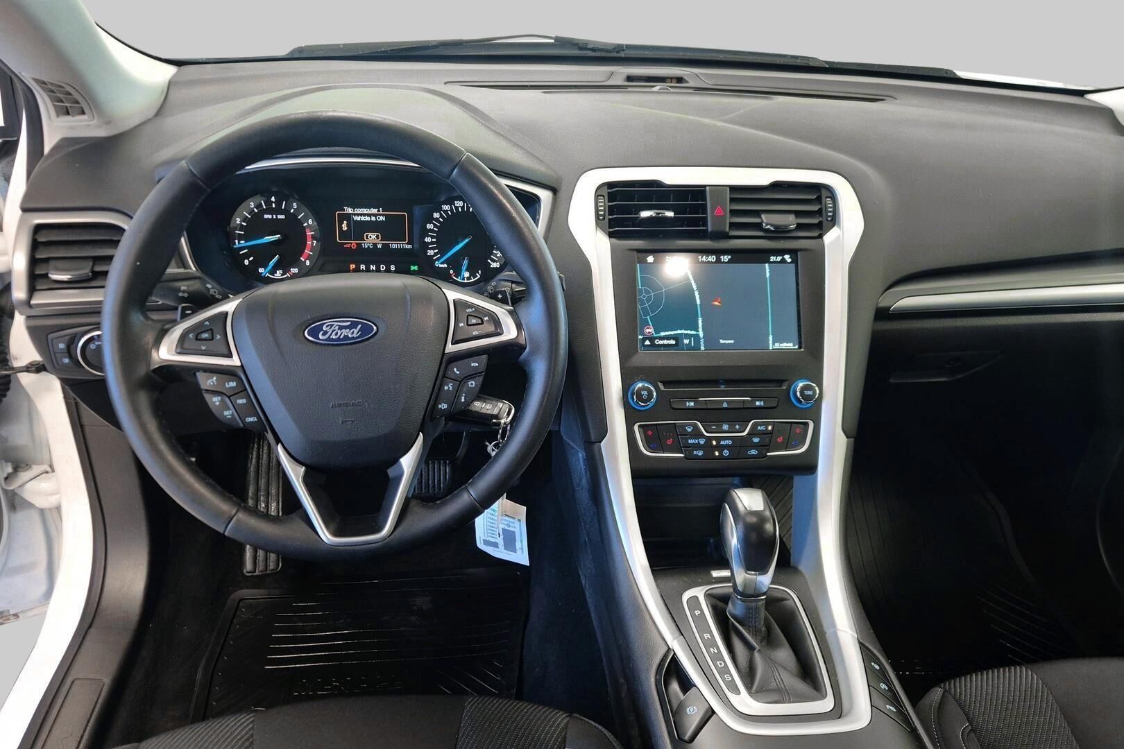 Ford Mondeo iso kuva 11