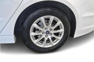 Ford Mondeo esikatselu 13