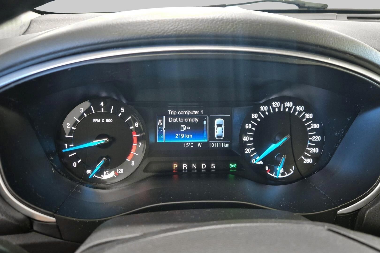 Ford Mondeo iso kuva 14