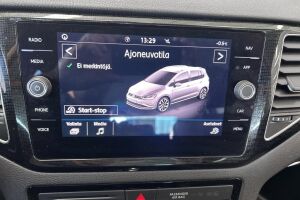 Volkswagen Golf Sportsvan esikatselu 18