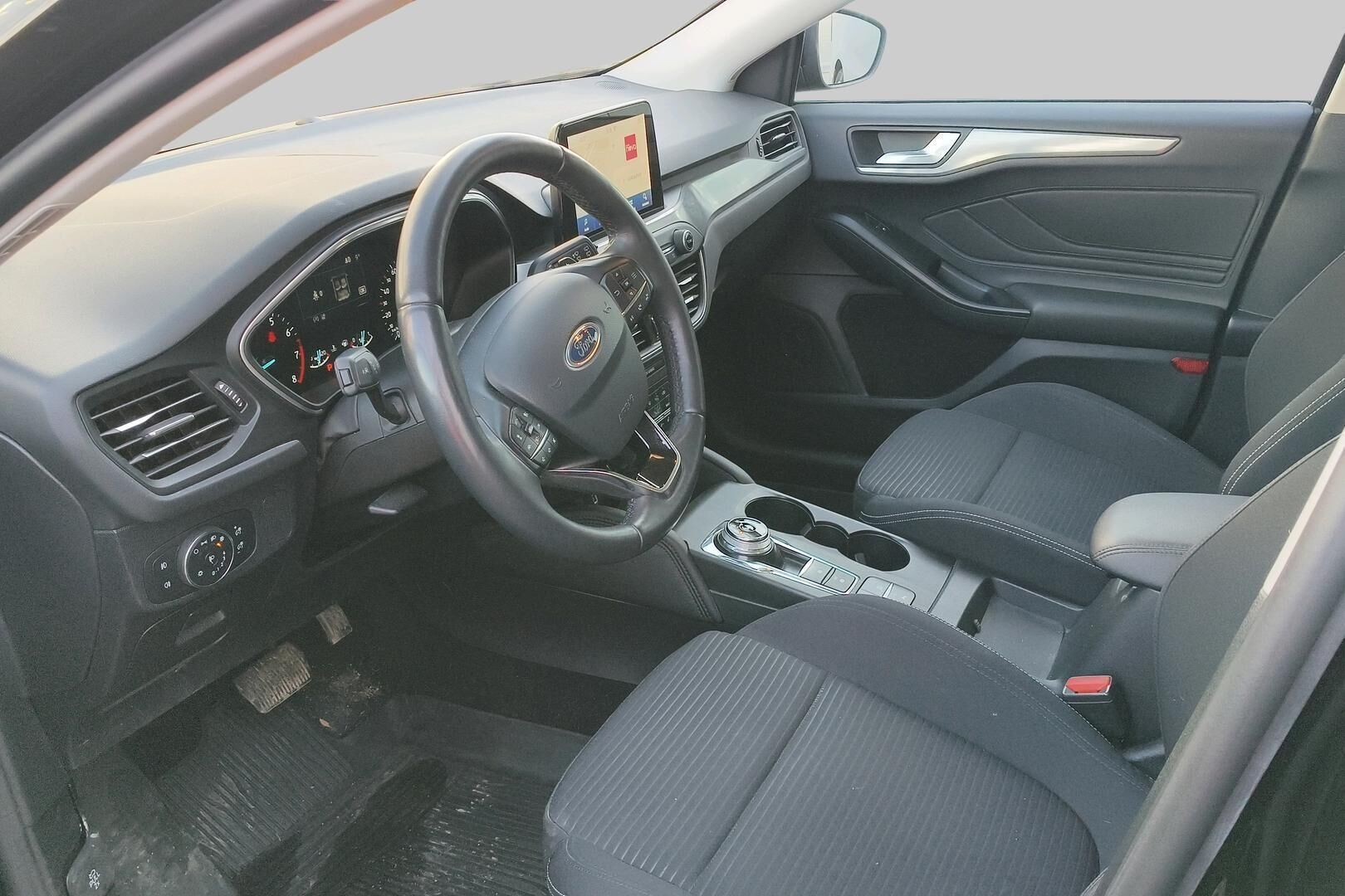 Ford Focus iso kuva 2