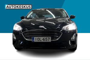 Ford Focus esikatselu 2