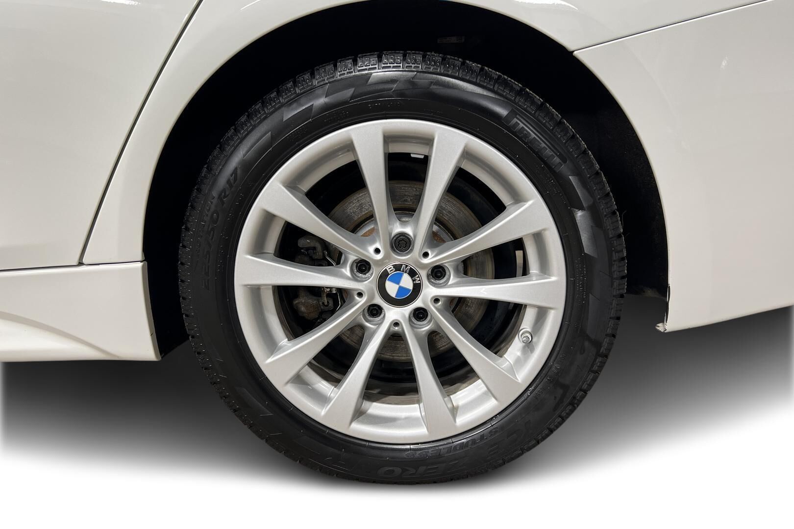 BMW 3-SARJA iso kuva 7