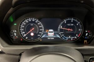 BMW 3-SARJA esikatselu 9