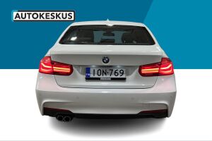 BMW 3-SARJA esikatselu 14