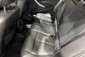 BMW 3-SARJA esikatselu 16