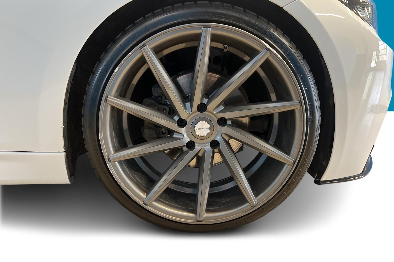 BMW 3-sarja iso kuva 10
