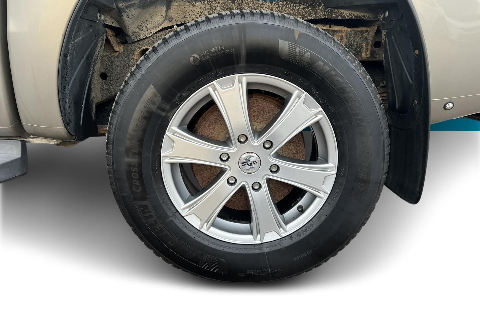 Ford Ranger iso kuva 13