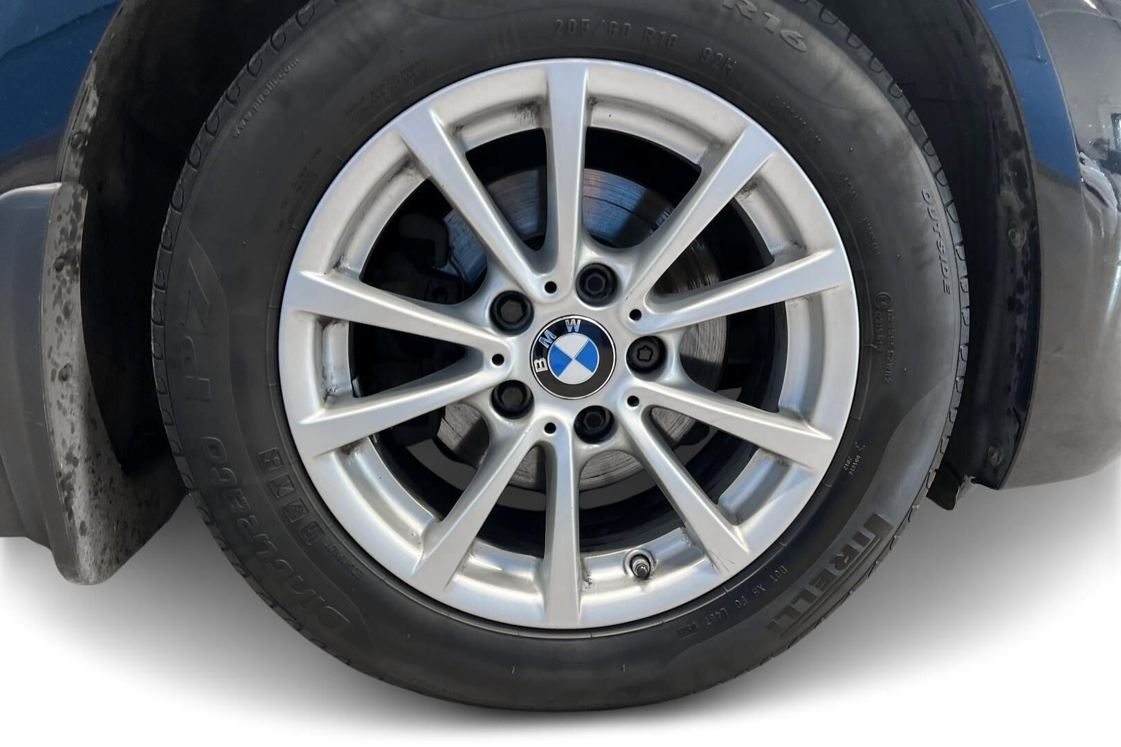 BMW 3-sarja iso kuva 13