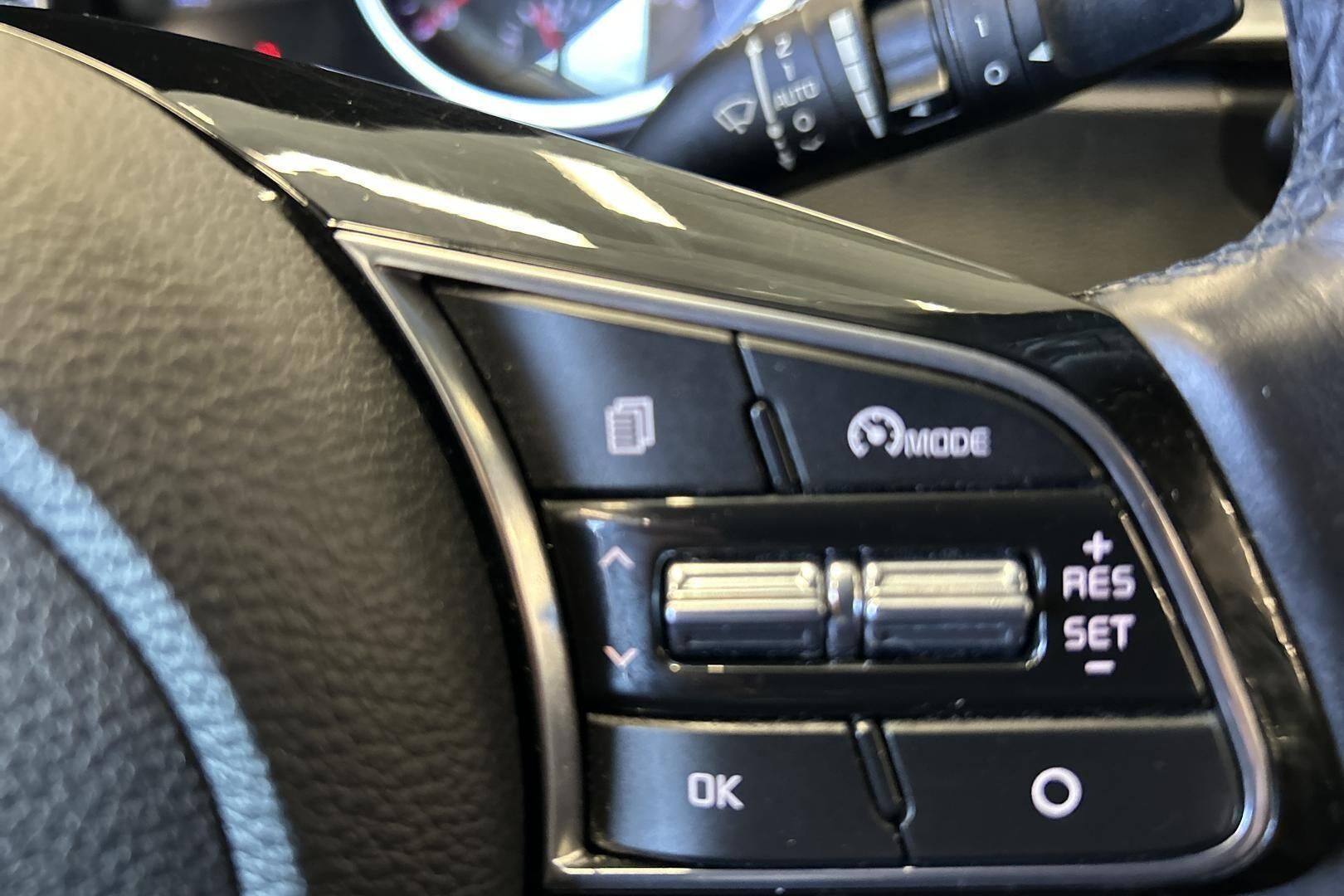 Kia Ceed iso kuva 22