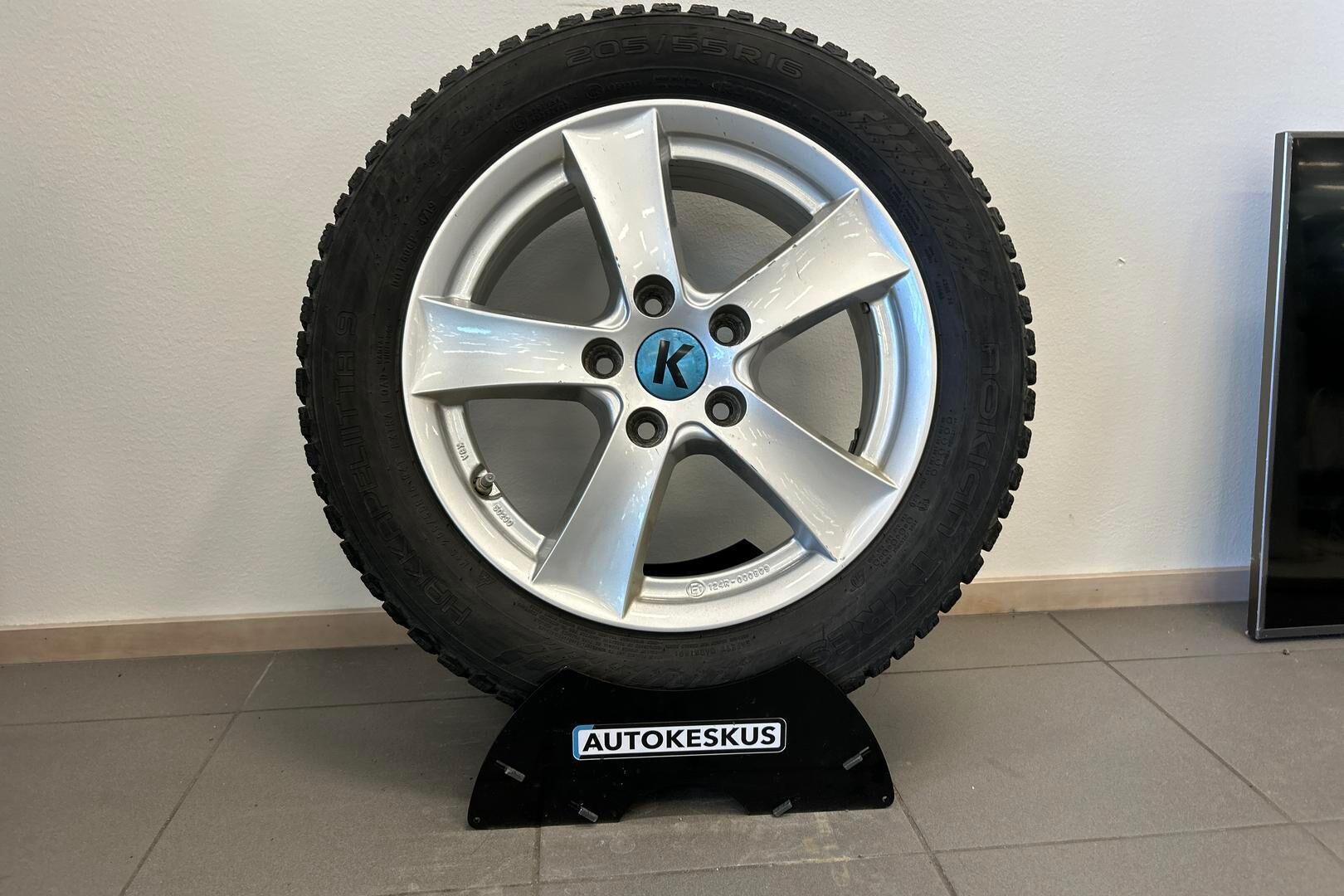 Kia Ceed iso kuva 29