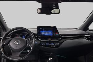 Toyota C-HR esikatselu 10