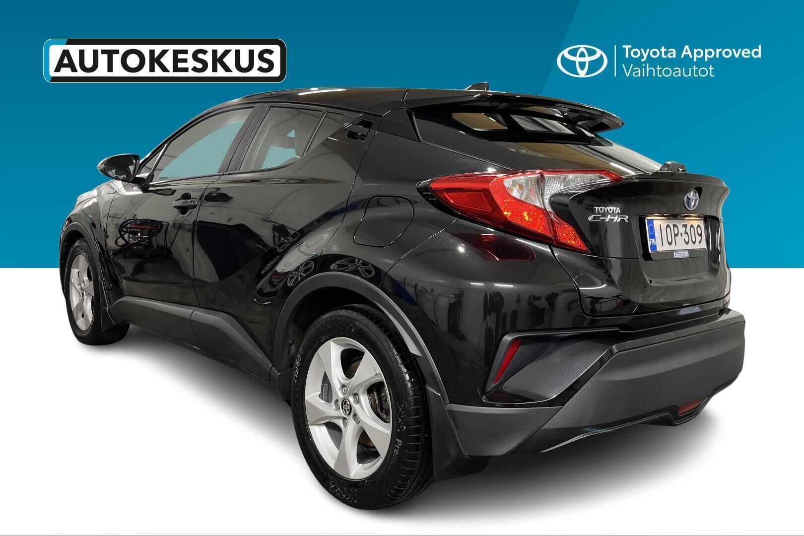 Toyota C-HR iso kuva 6