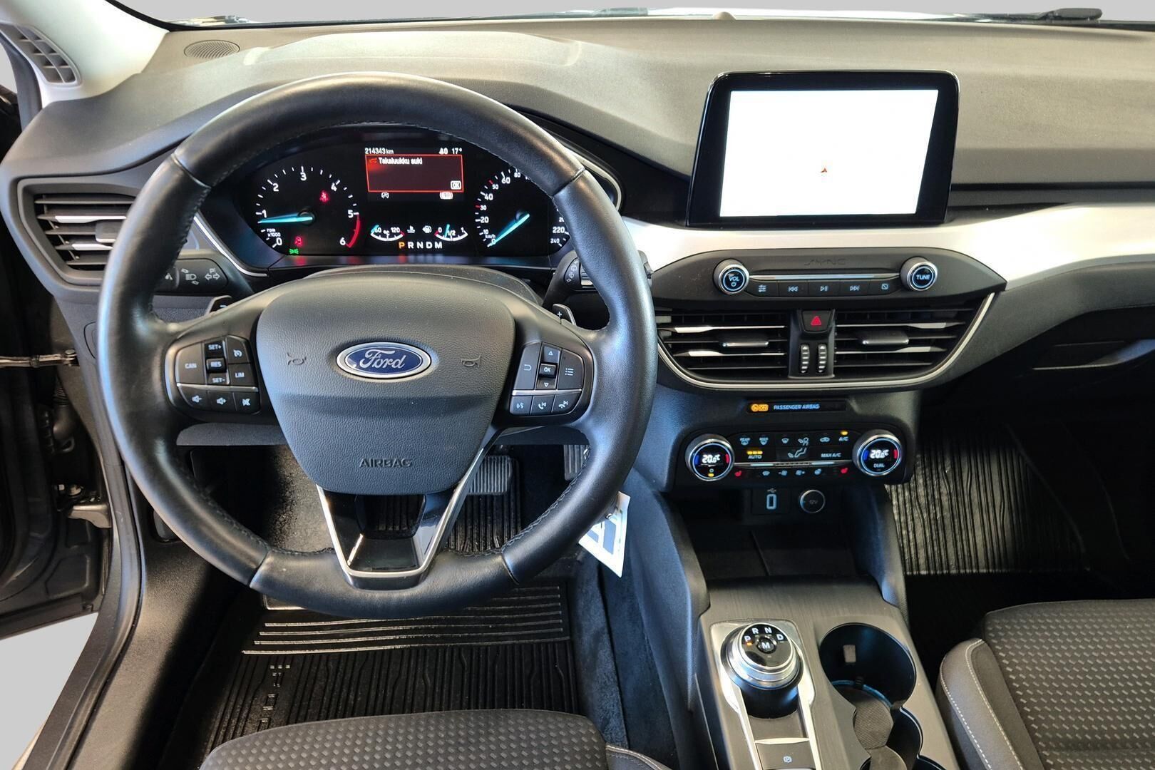 Ford Focus iso kuva 11