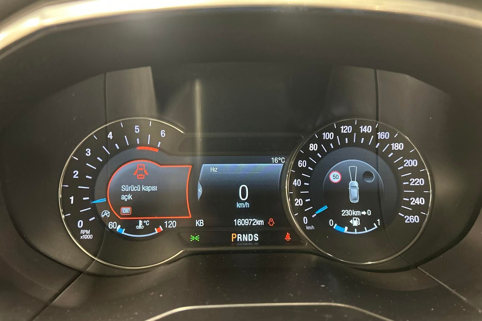 Ford S-Max iso kuva 21