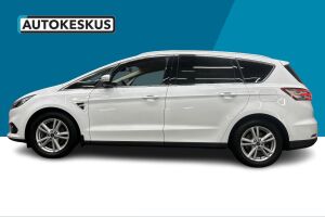 Ford S-Max esikatselu 14