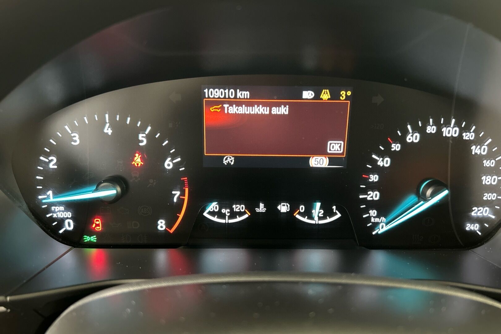 Ford Focus iso kuva 13