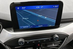 Ford Focus esikatselu 14