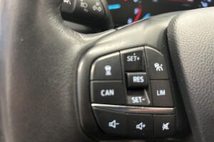 Ford Focus esikatselu 24