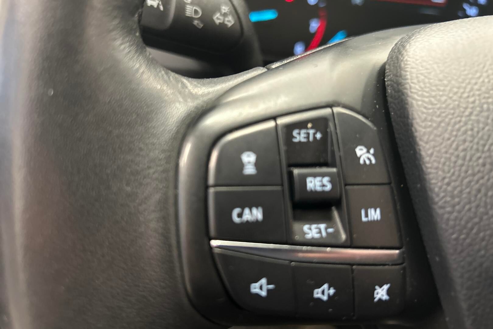 Ford Focus iso kuva 23