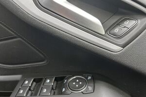 Ford Focus esikatselu 27