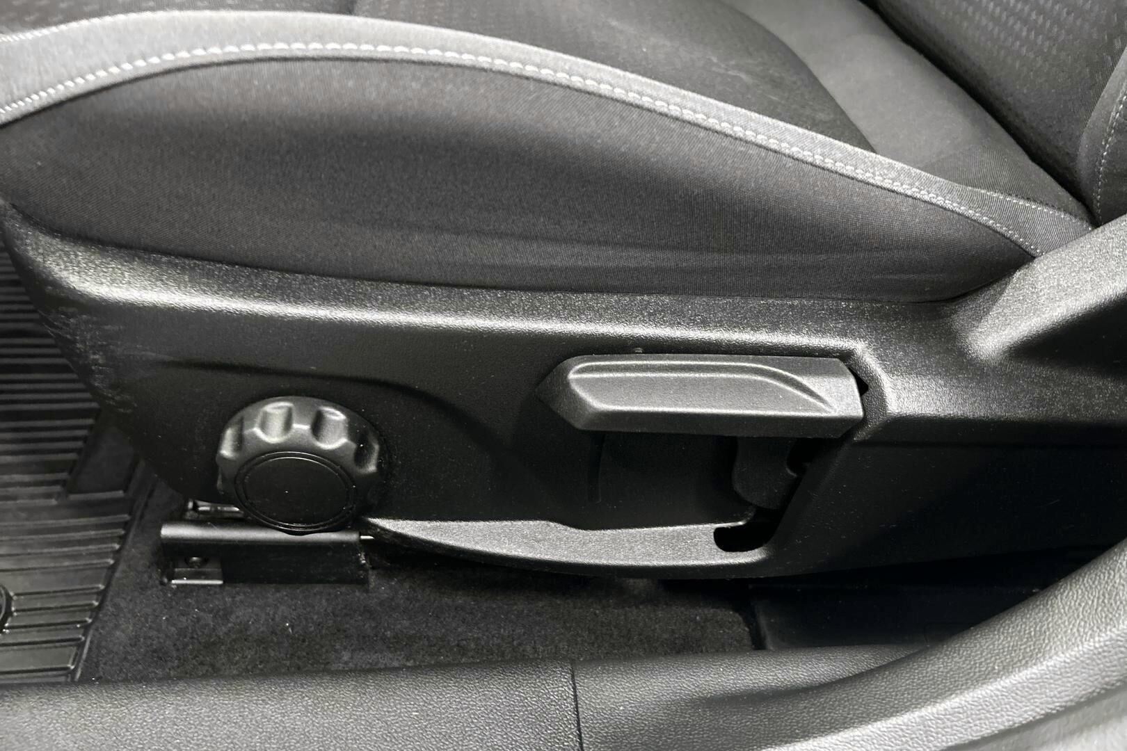 Ford Focus iso kuva 27