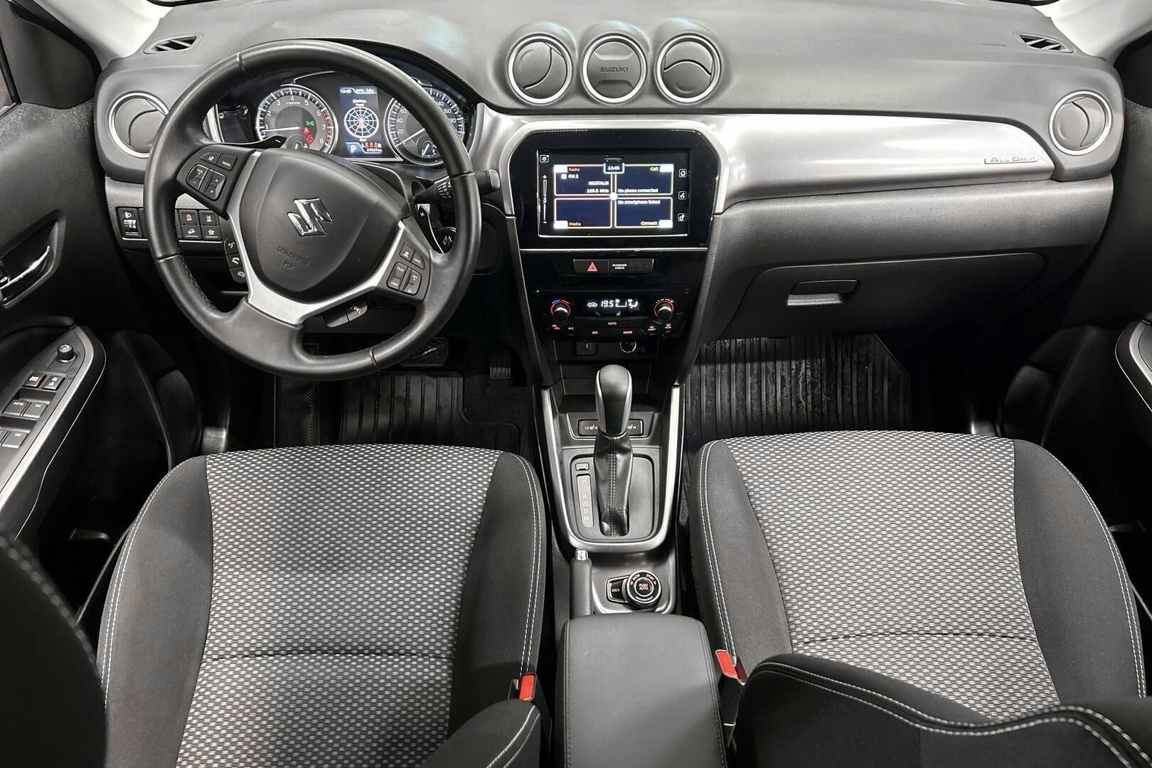 Suzuki Vitara iso kuva 10