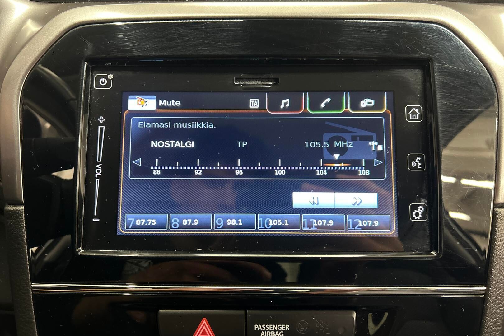 Suzuki Vitara iso kuva 17