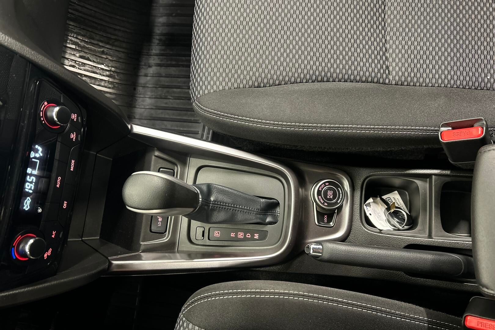 Suzuki Vitara iso kuva 18