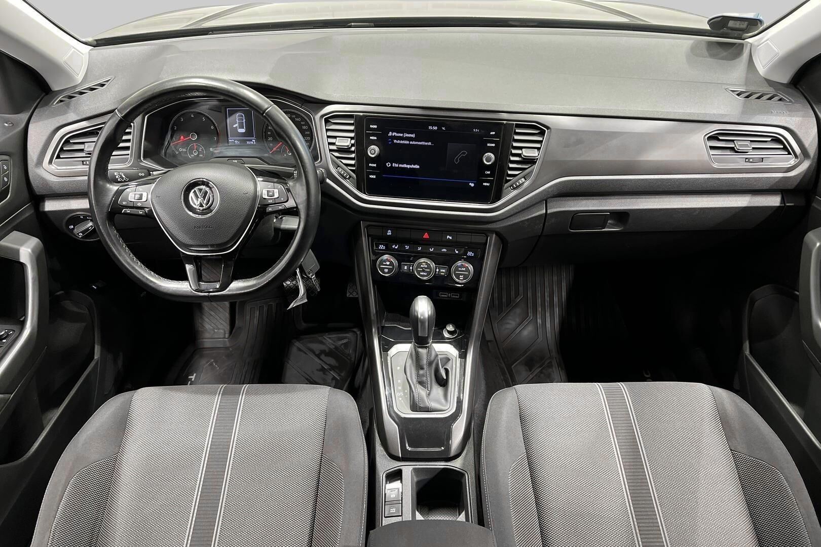 Volkswagen T-Roc iso kuva 9