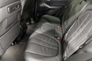 BMW X5 esikatselu 27
