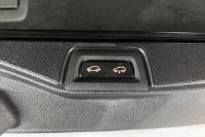 BMW X5 esikatselu 10
