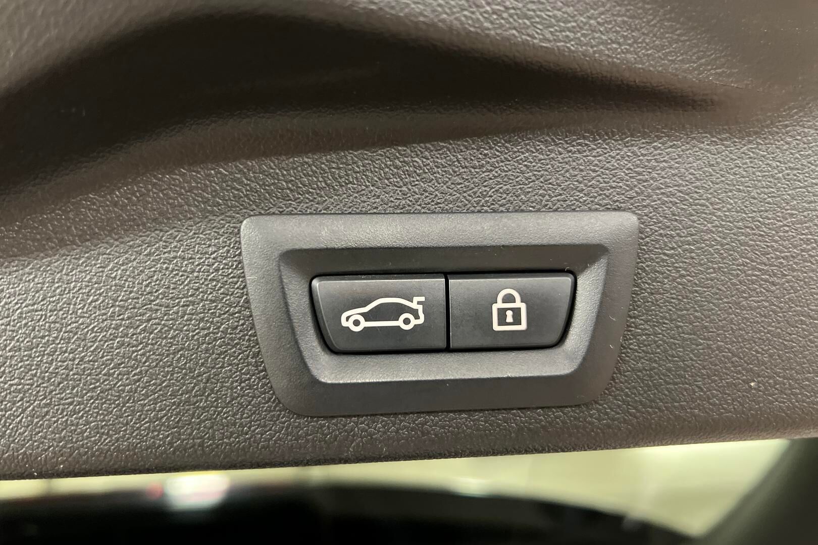 BMW X5 iso kuva 11