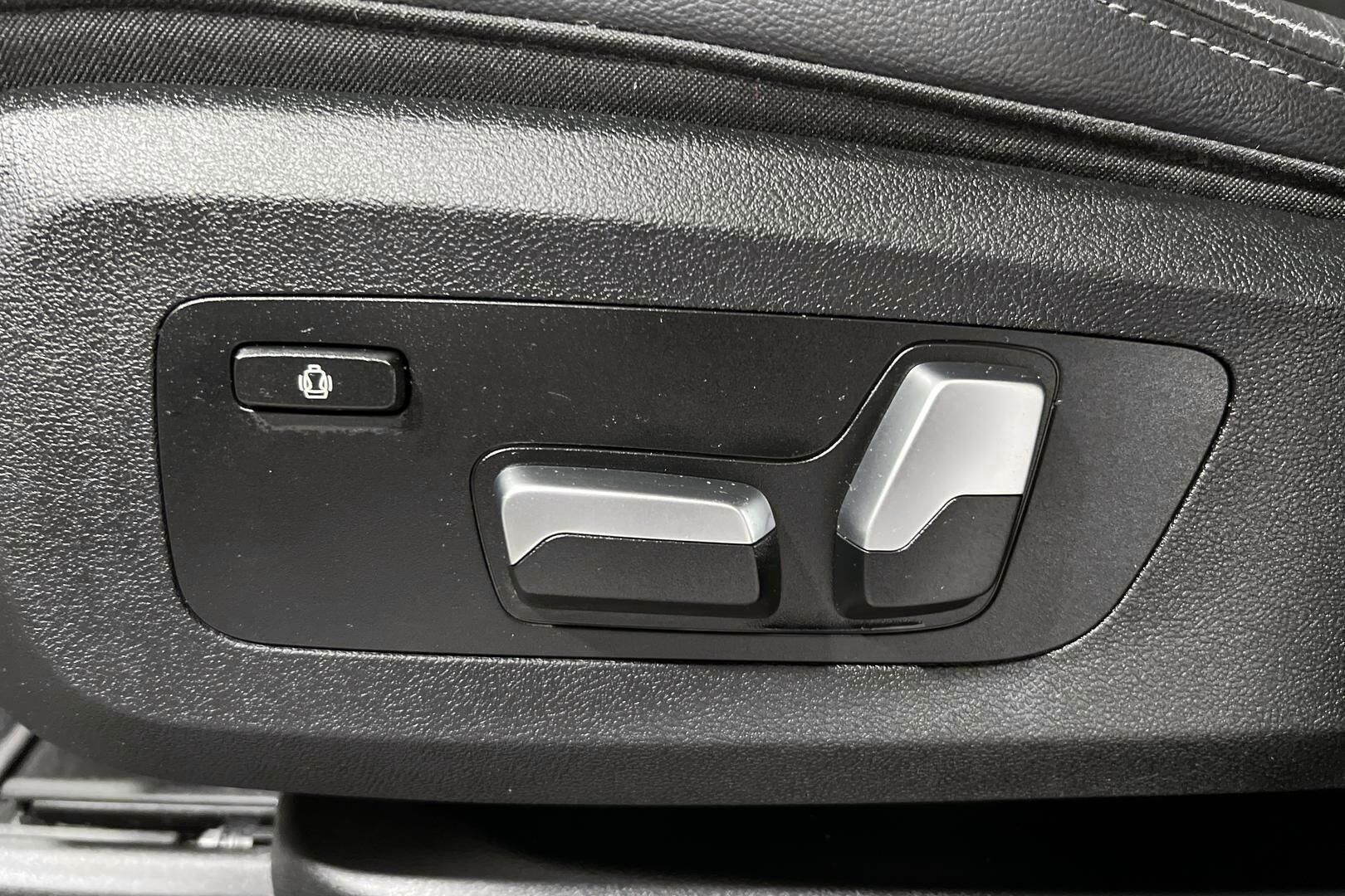 BMW X5 iso kuva 12