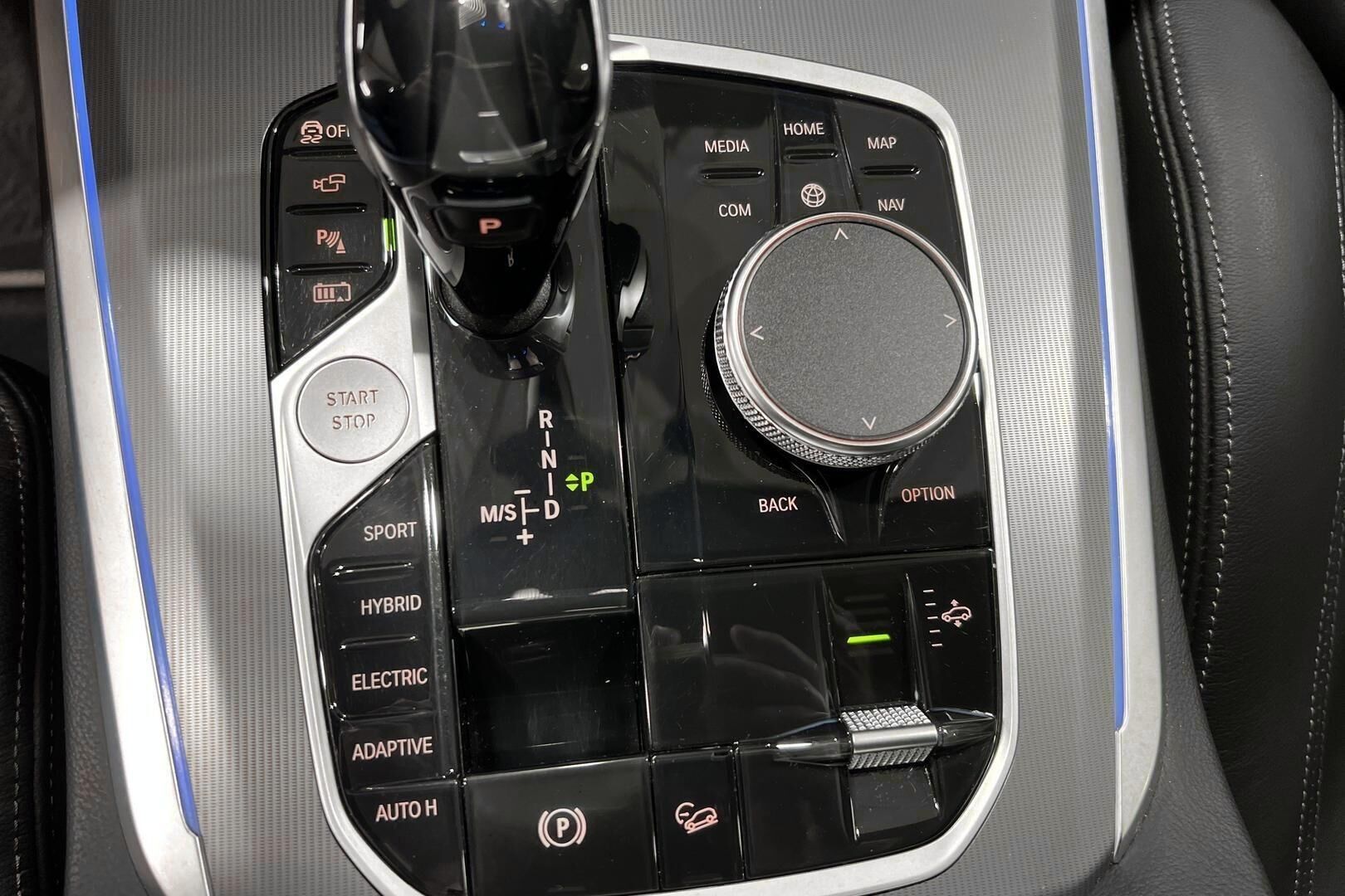 BMW X5 iso kuva 18
