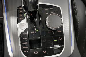 BMW X5 esikatselu 18