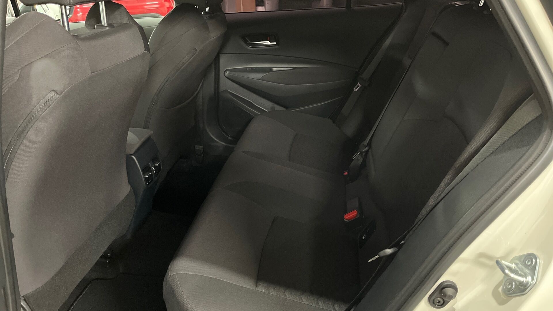 Toyota Corolla iso kuva 10