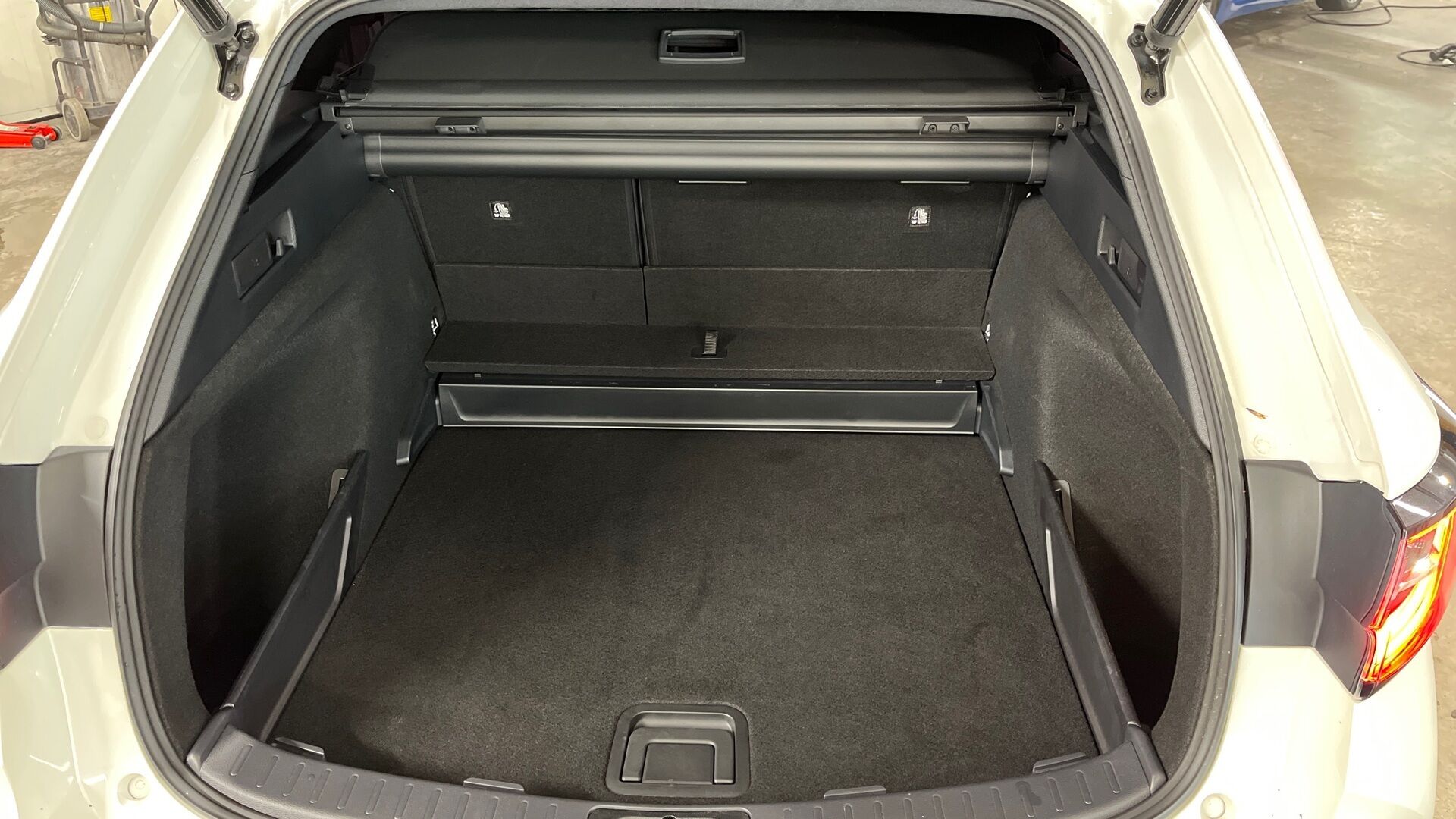 Toyota Corolla iso kuva 16