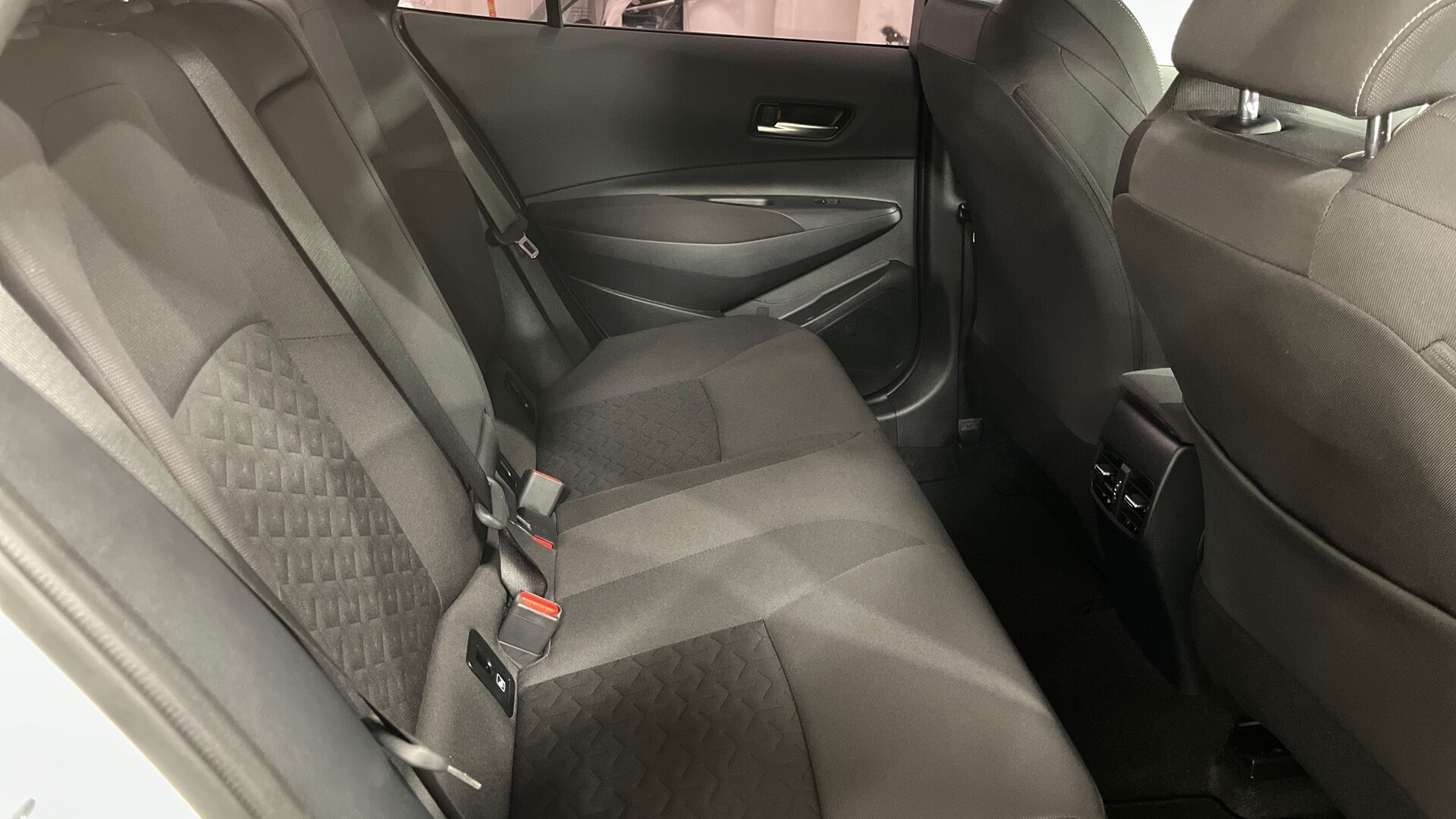 Toyota Corolla iso kuva 17