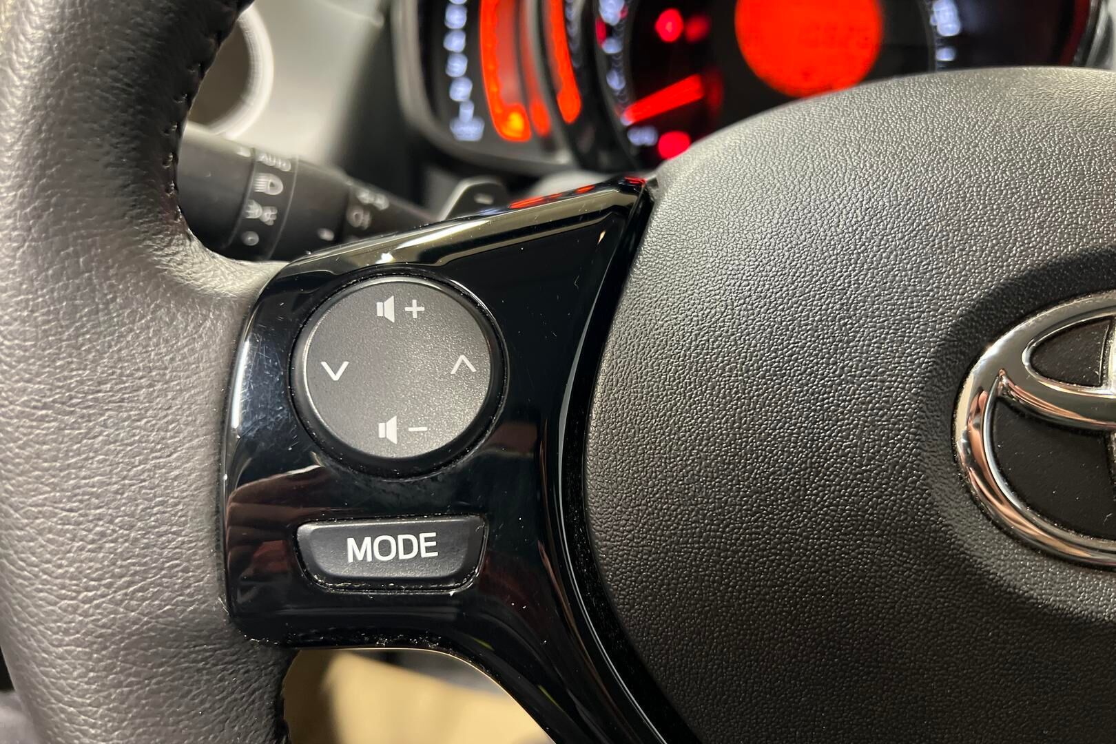 Toyota AYGO iso kuva 16