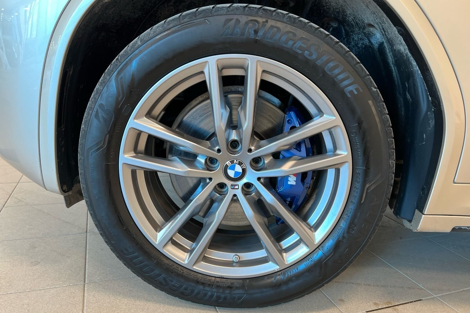 BMW X3 iso kuva 10