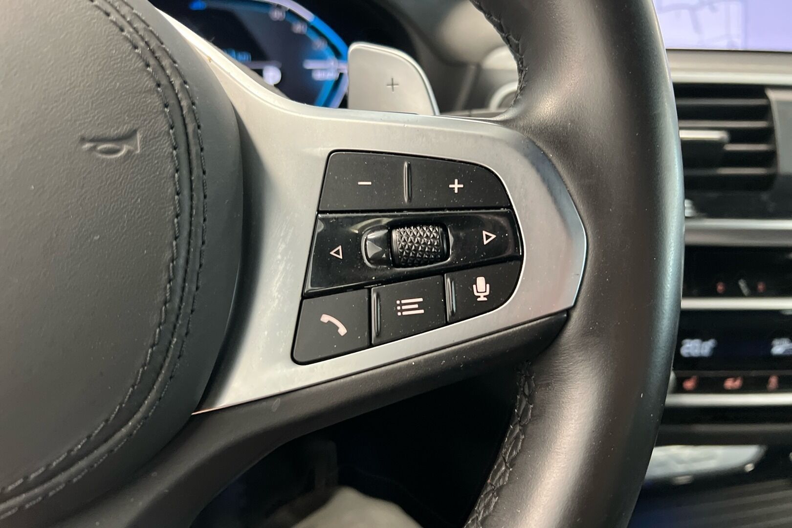 BMW X3 iso kuva 20