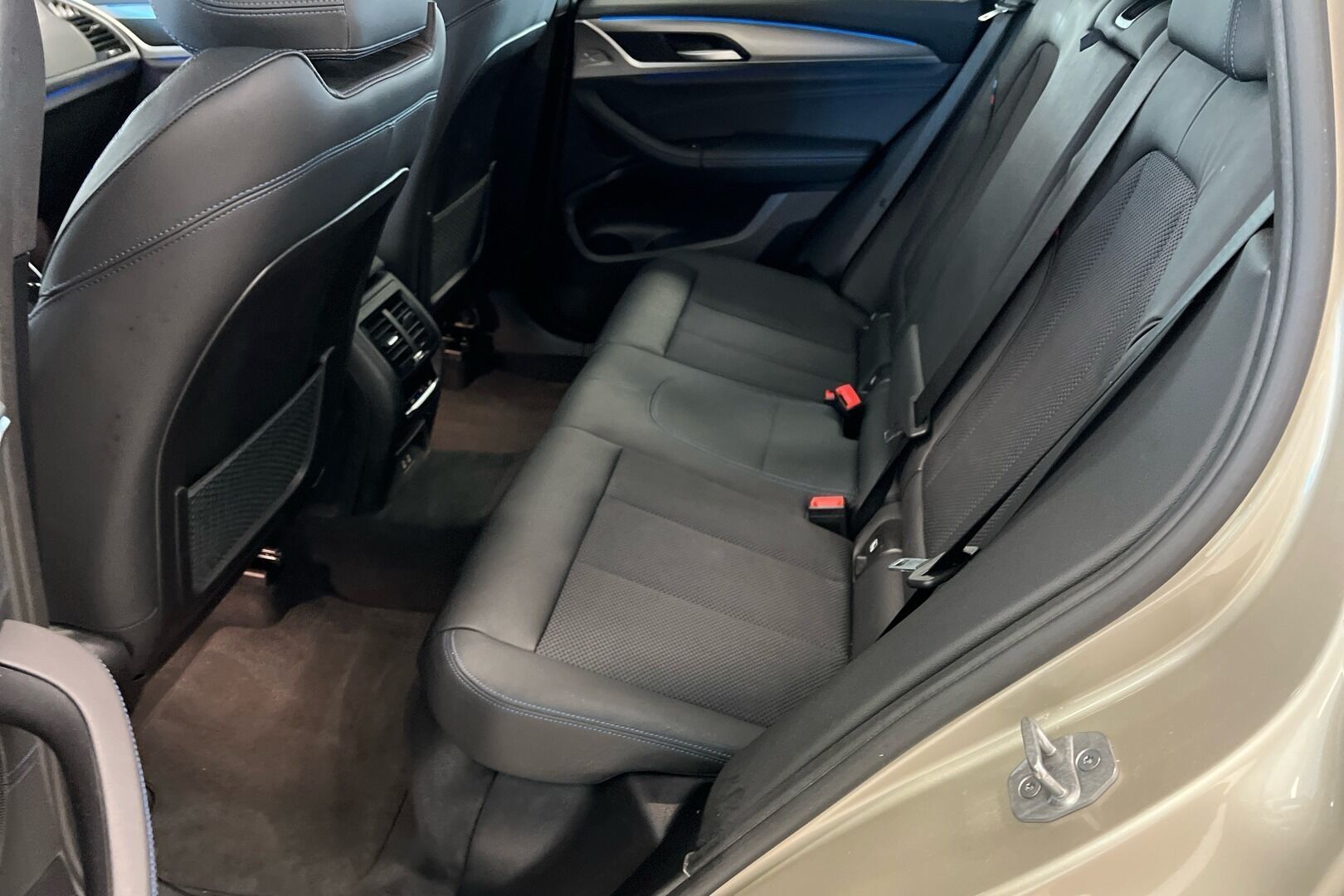 BMW X3 iso kuva 7