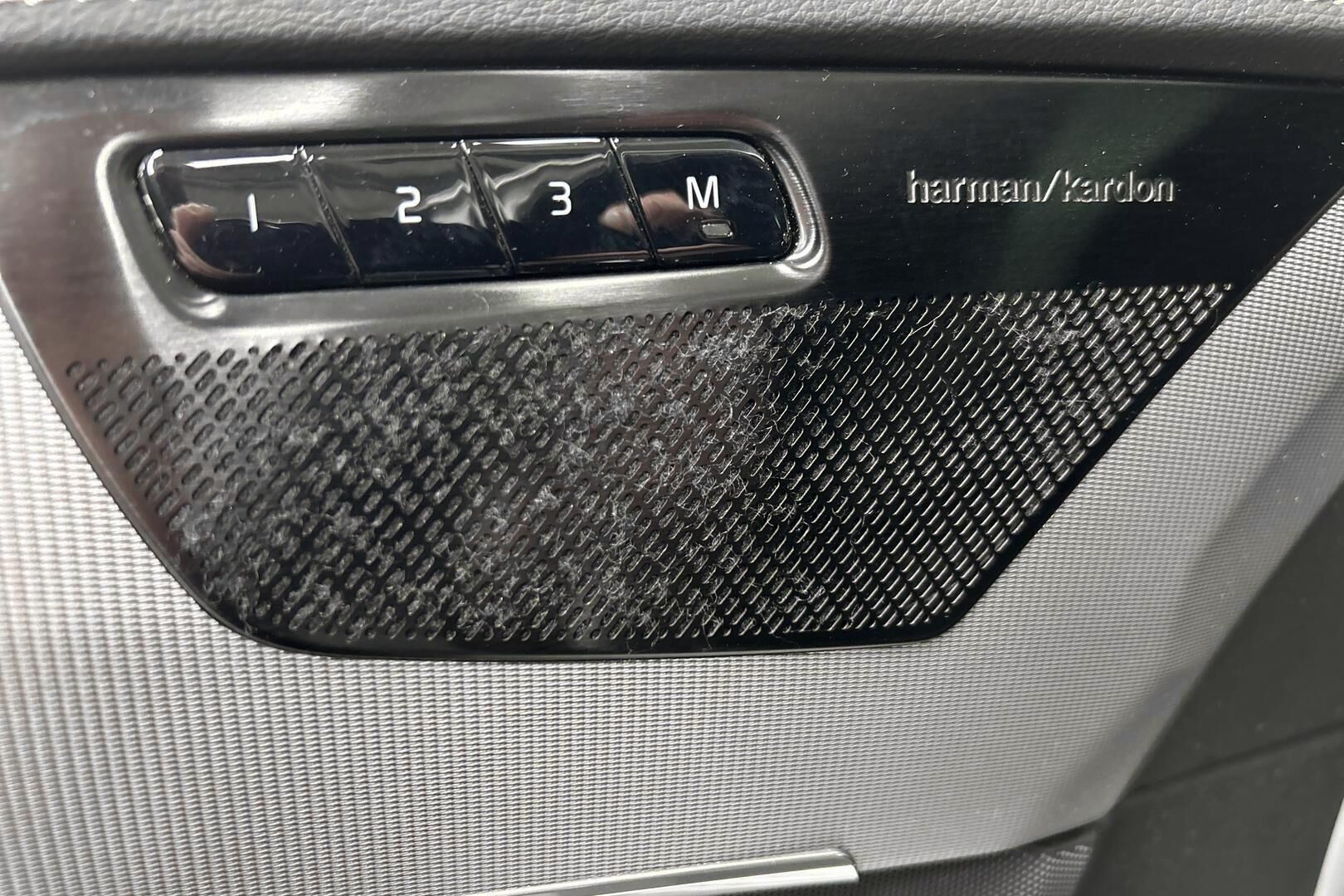 Volvo XC90 iso kuva 15