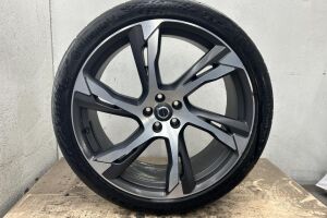 Volvo XC90 esikatselu 29