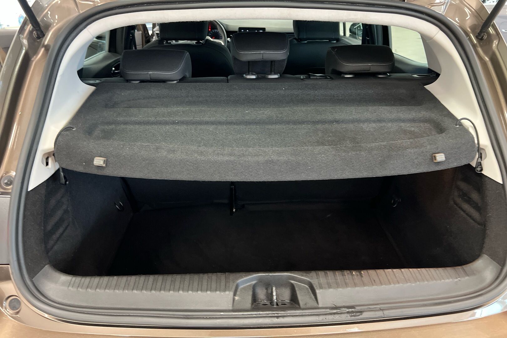 Renault Clio iso kuva 10